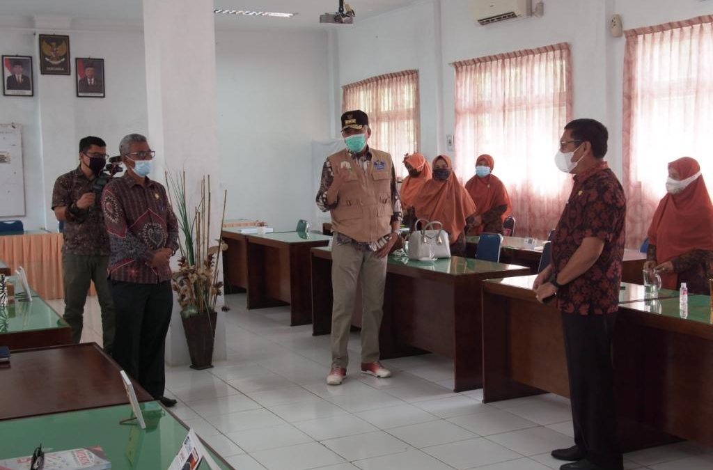 Gubernur Aceh, SMAN 1 Terus Kawal dan Jaga Protokol Kesehatan dalam Pembelajaran Tatap Muka